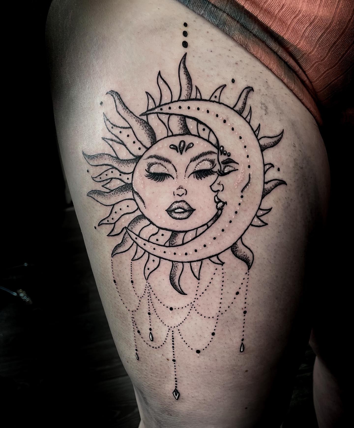 Simple Sun And Moon Thigh Tattoo