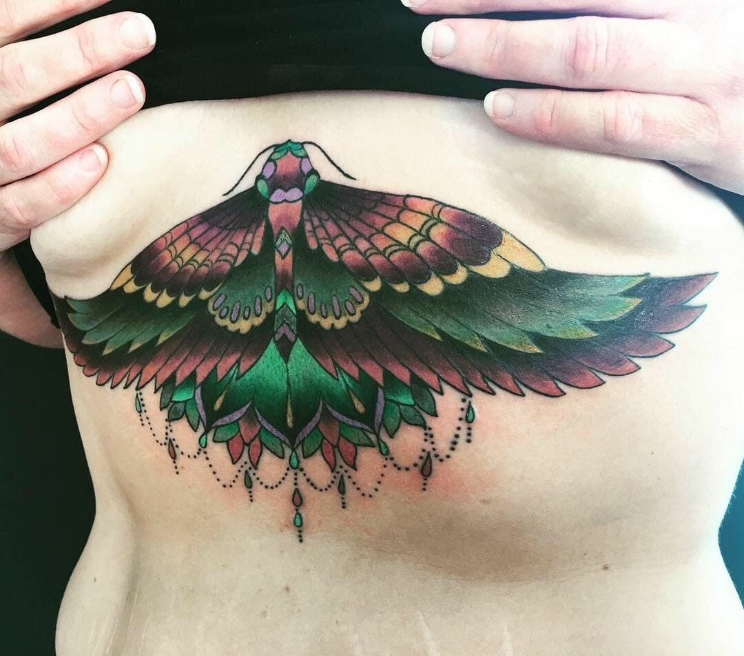 Gorgeous Sternum Tattoo With Traditional Moth