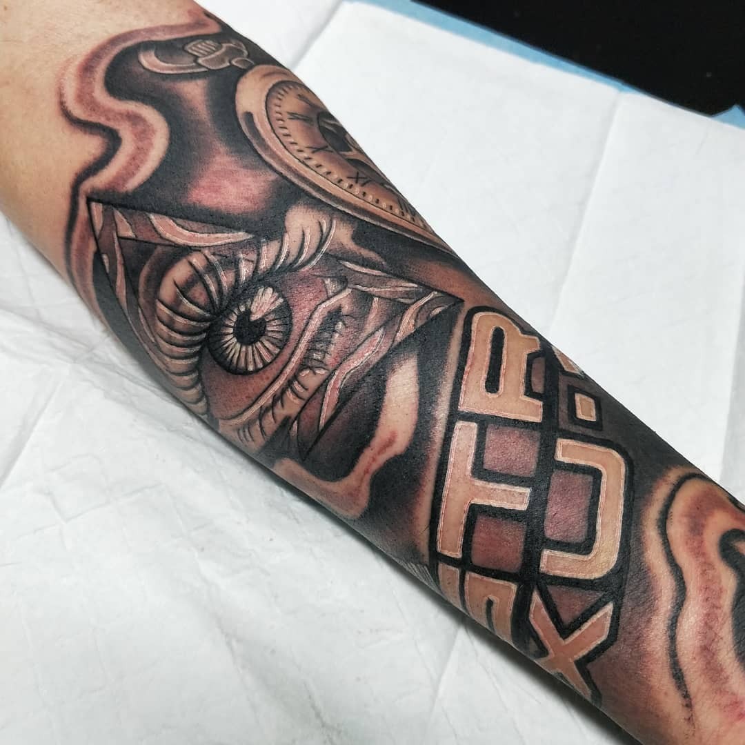 Sleeve Black & Grey Illuminati Tattoo Design