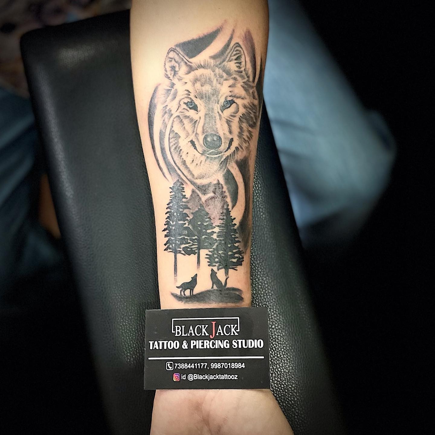 Wolf Stencil Forearm Tattoo