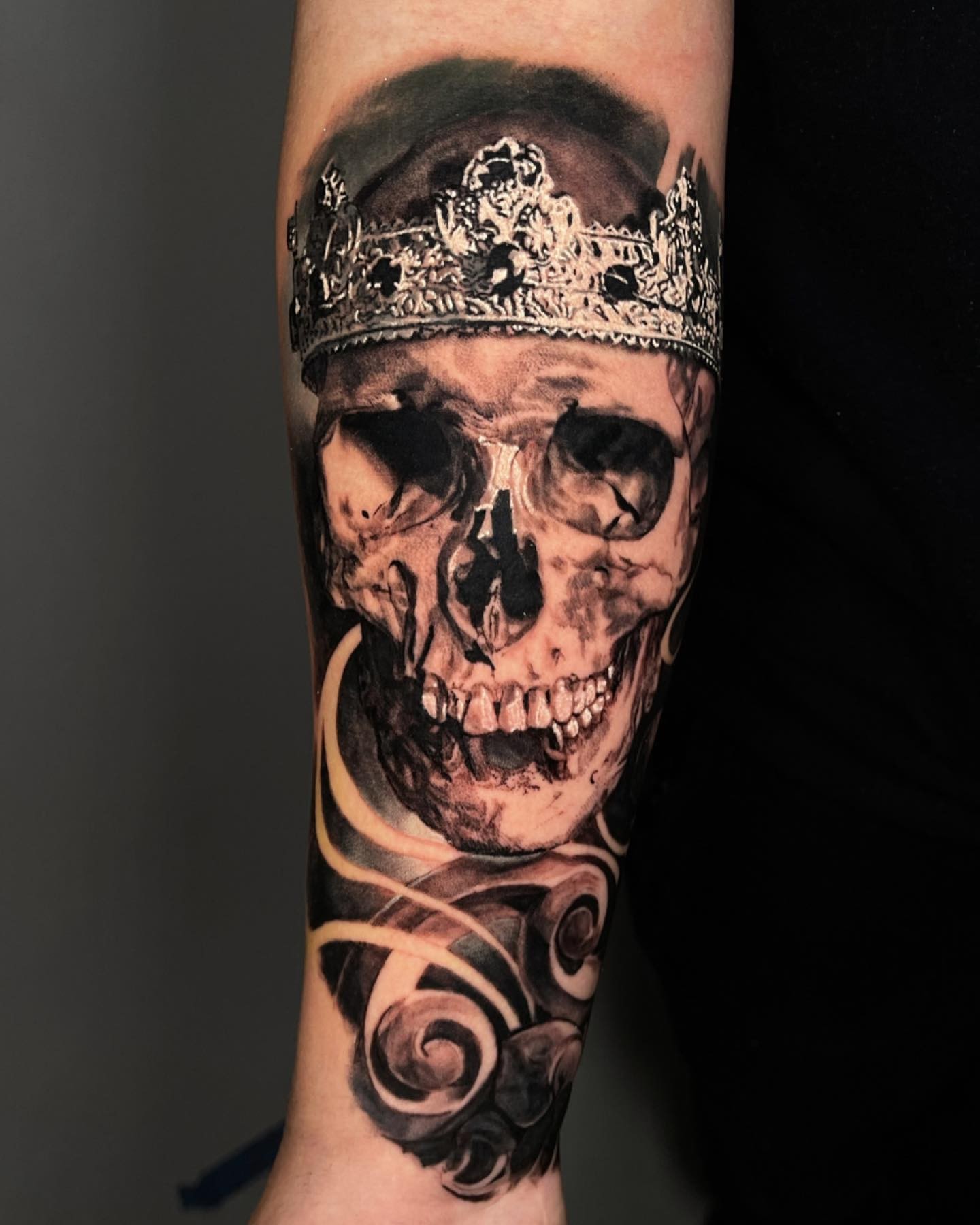 Skull With Crown Tattoo