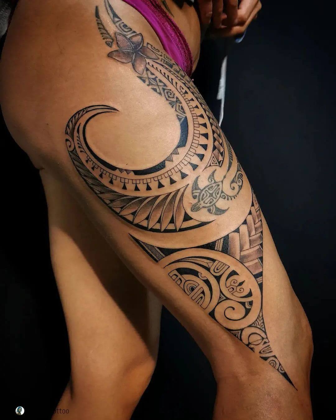 Magical Maori Tattoo On Leg