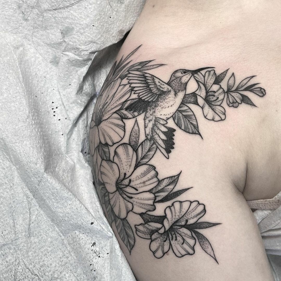 Hummingbird Tattoo On Shoulder