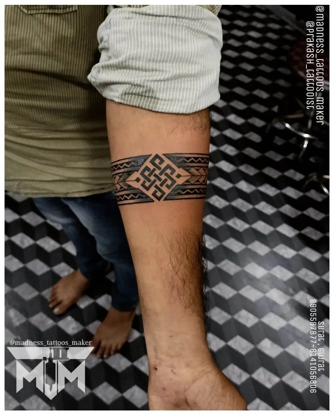 Celtic Armband Tattoo