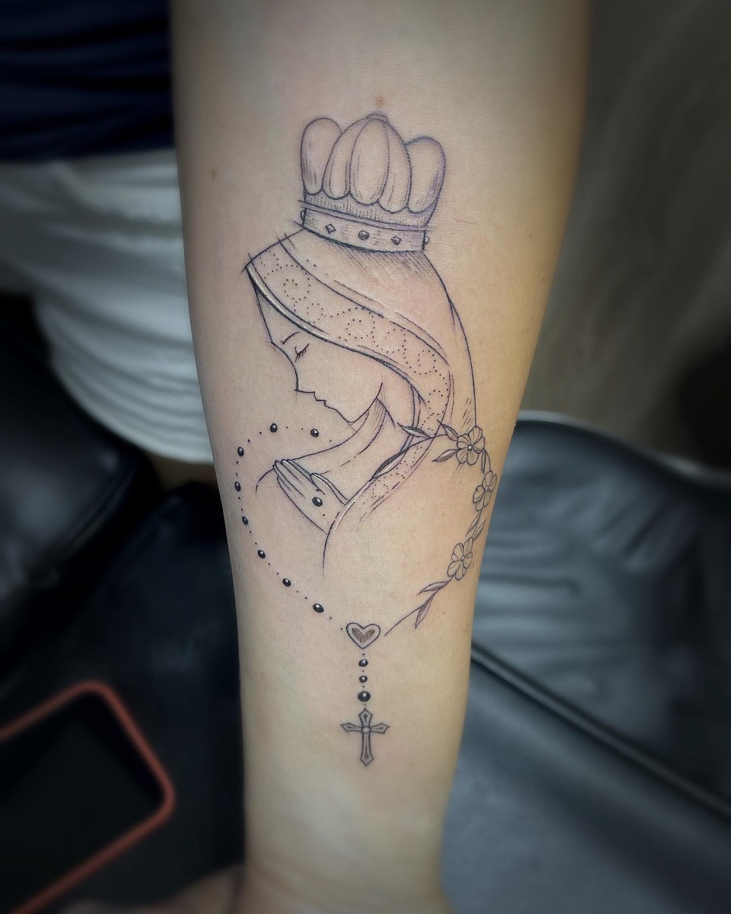 Mother Mary Rosary Bead Tattoo Designs