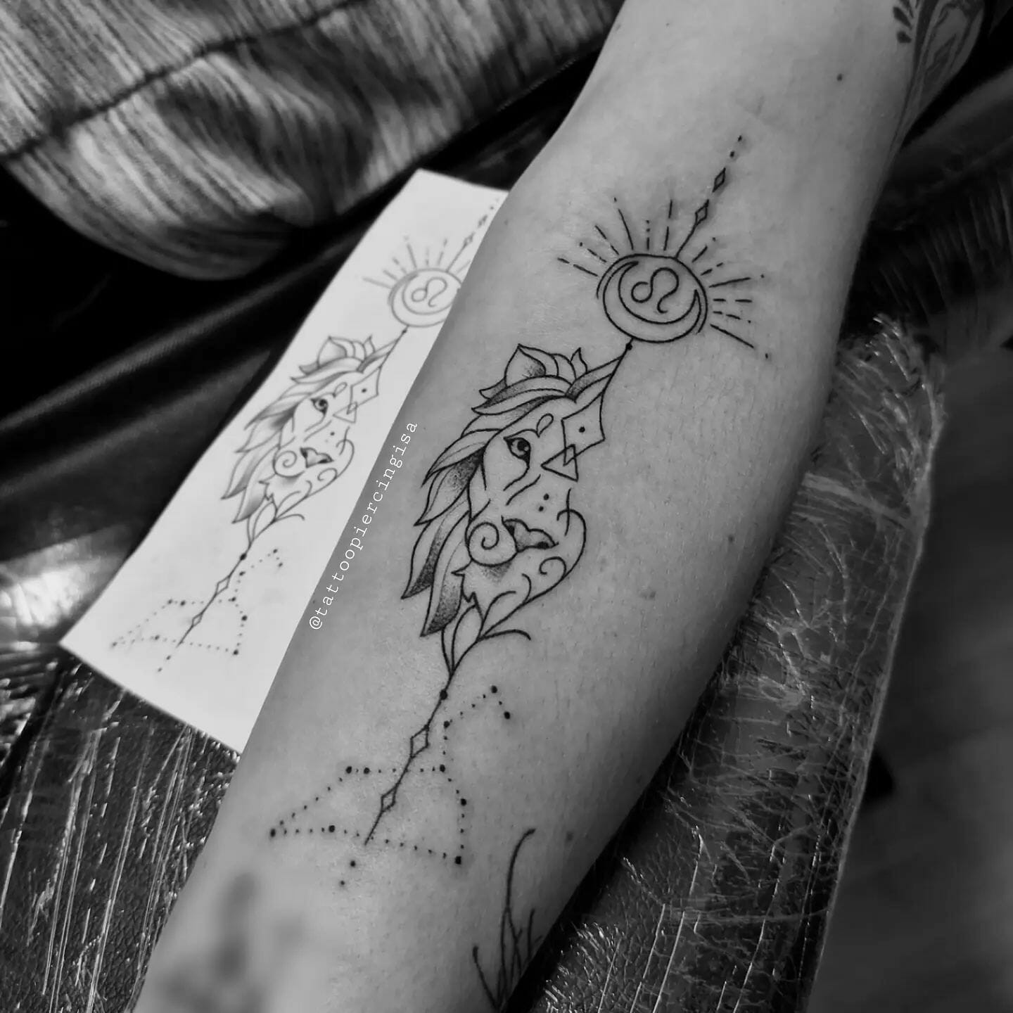 Leo Zodiac Tattoo Ideas With Sign Elements