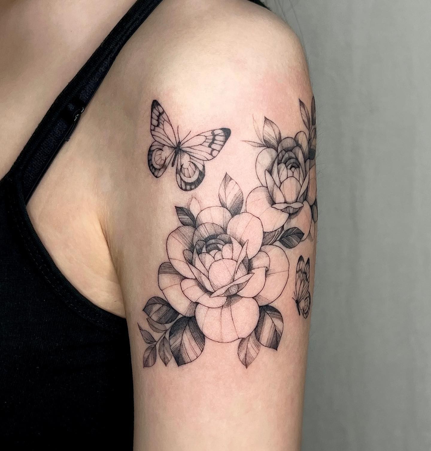 Women’s Rose And Butterfly Tattoo