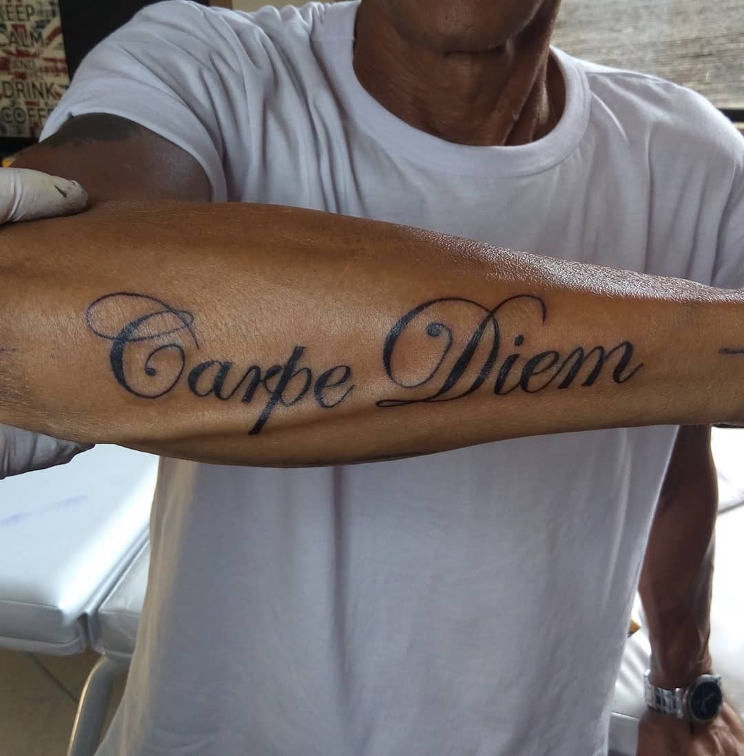 Tattoo Carpe Diem Over Arm