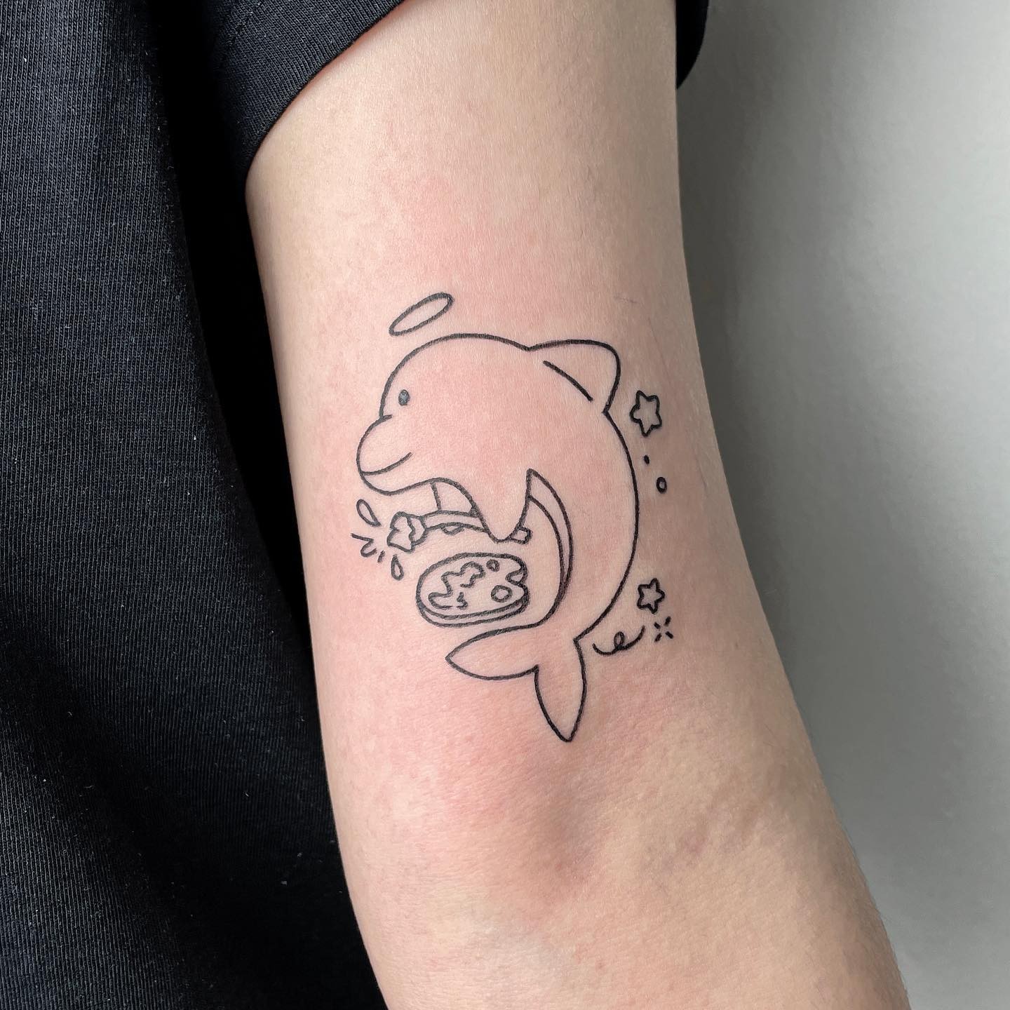 Funny And Adorable Dolphin Tattoos That Are Quite Simple