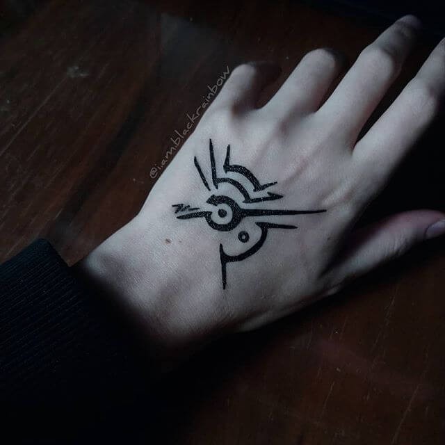 Simple Gaming Tattoos Mark Of The Outsider Tattoo From Dishonored Hand Tattoo Idea