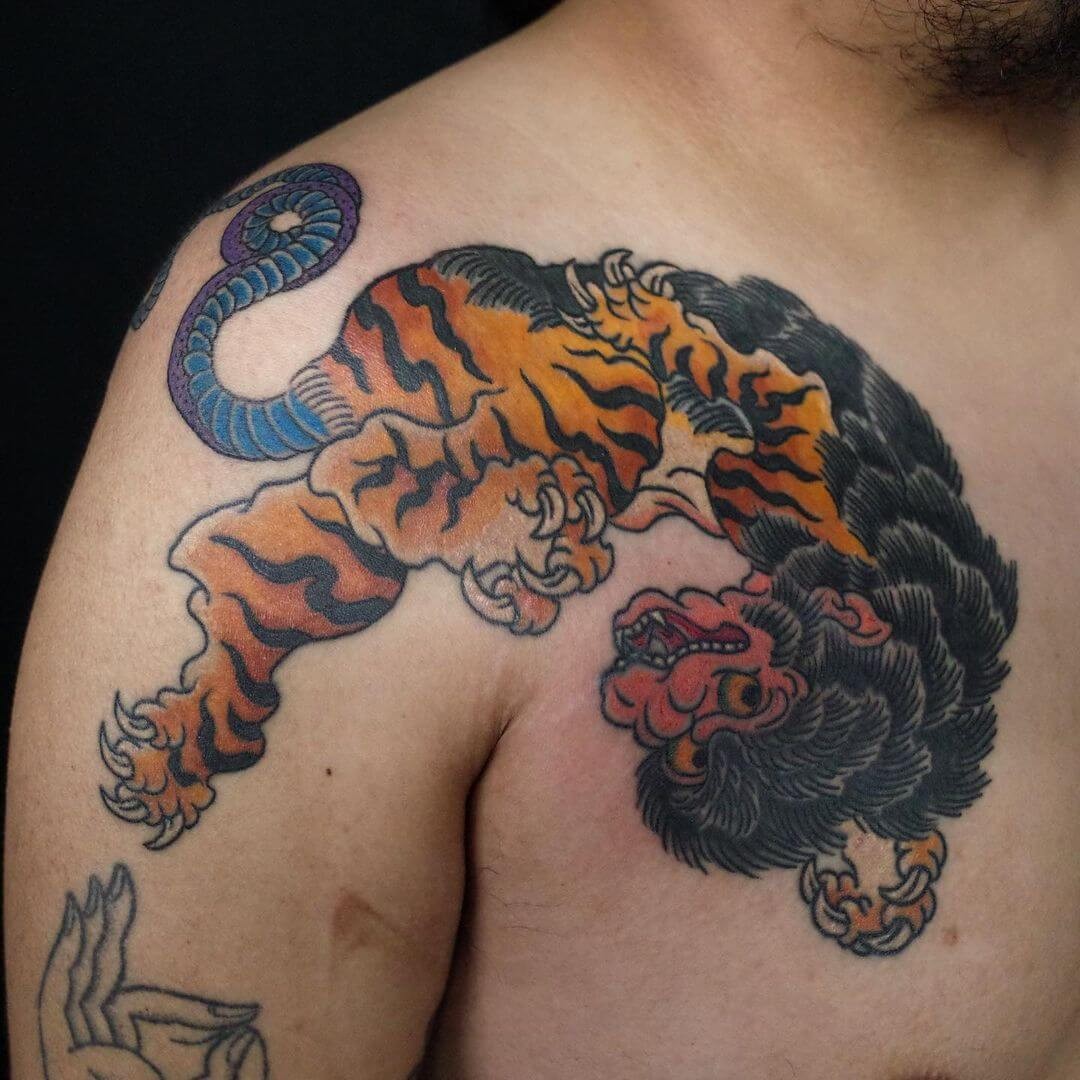 Japanese Dragon Tattoo Or Tebori Dragon Irezumi