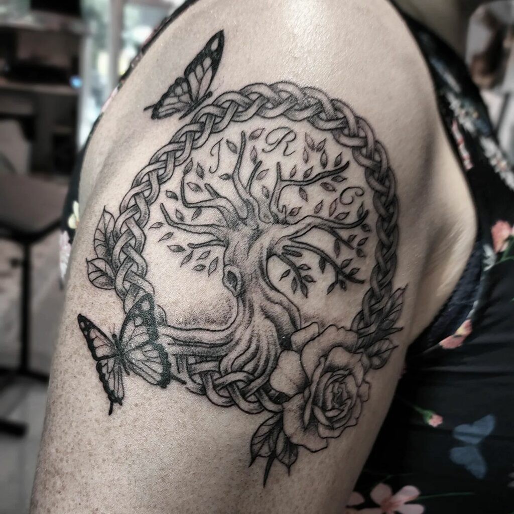 Dara Knot Tattoos: The Power of the Oak Tree