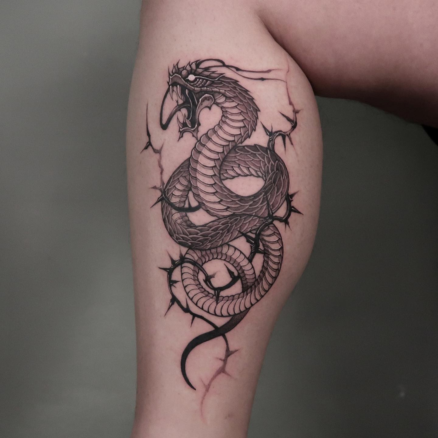 Leg Tribal Snake Tattoo Design