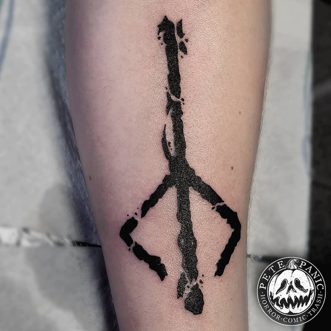 Edgy ‘Bloodborne’ Hunters Mark Tattoo