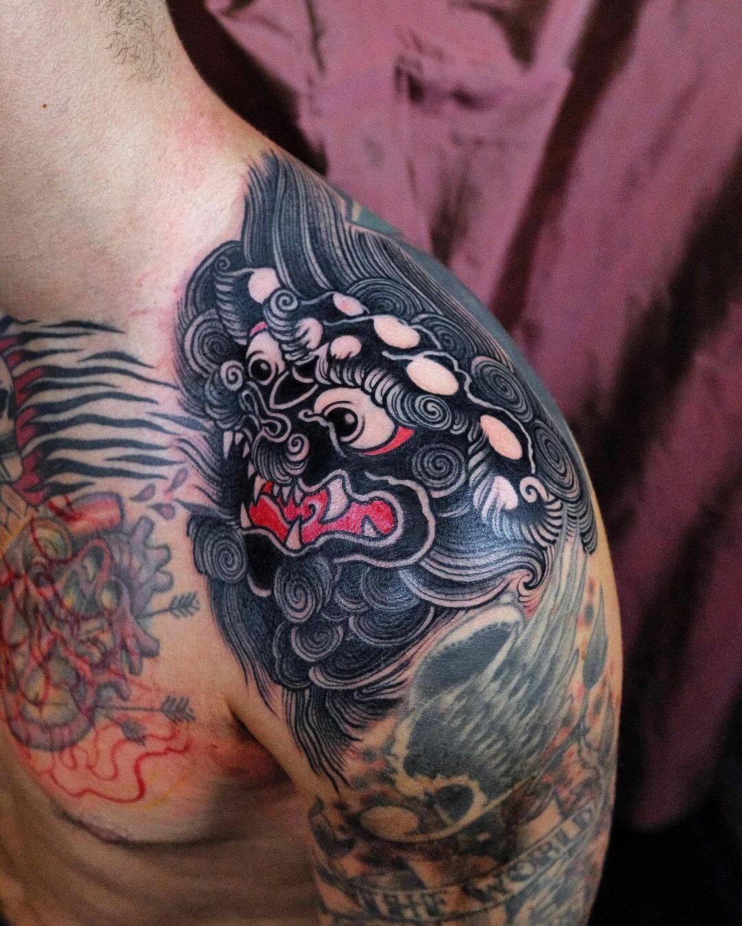 Black Shoulder Blade Komainu Tattoo