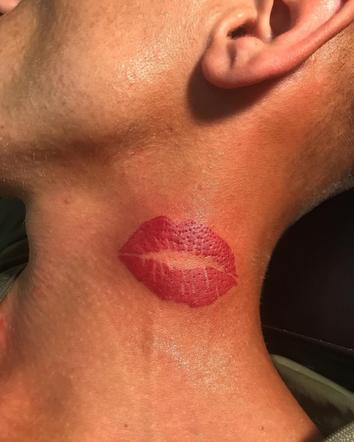 Red Lips Tattoo On Neck