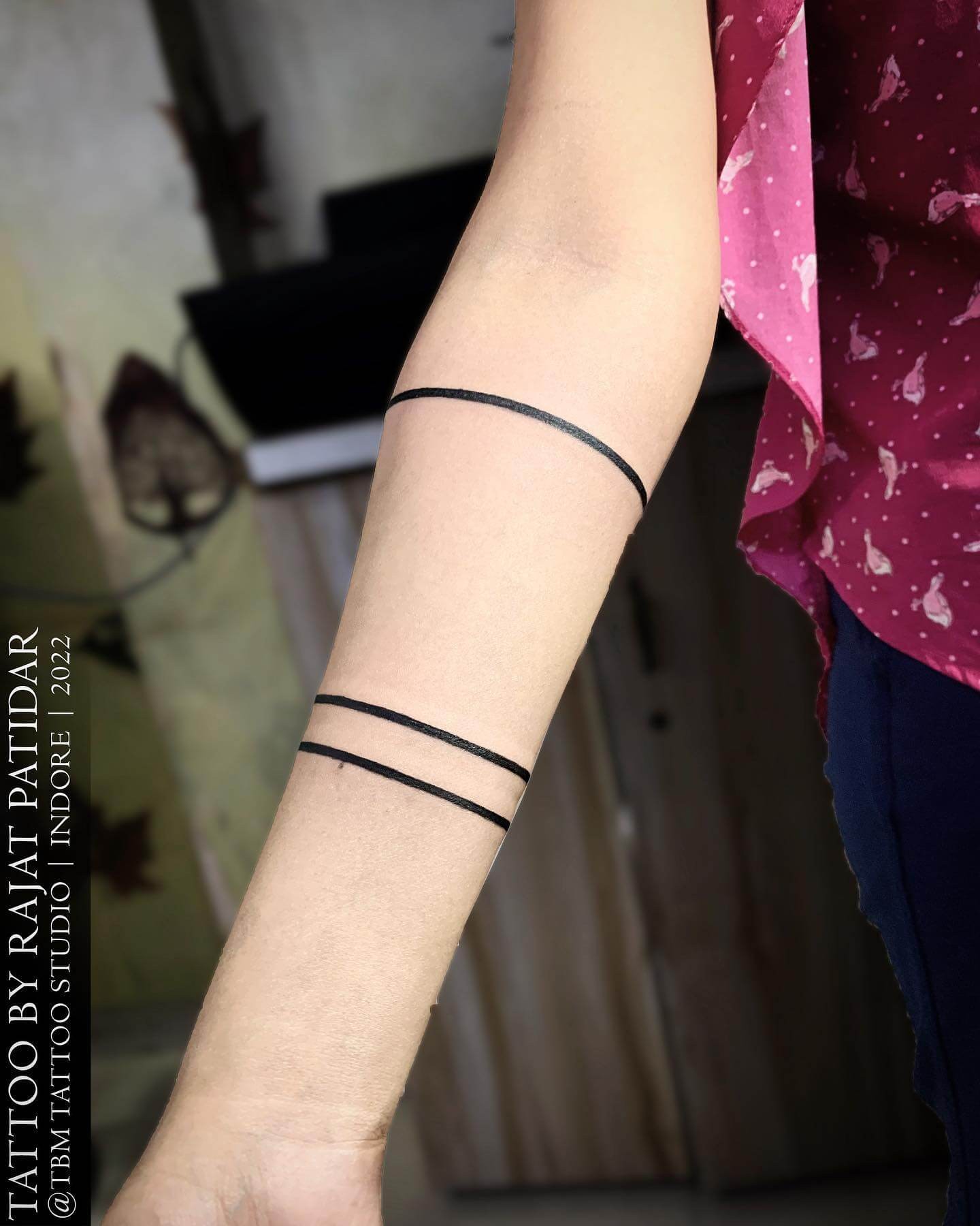 Simple Armband Tattoo