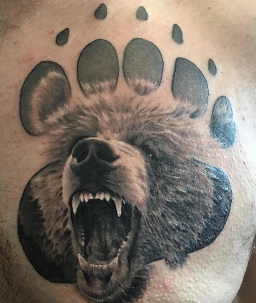 Fierce Tattoo Design With The Face Of A Bear