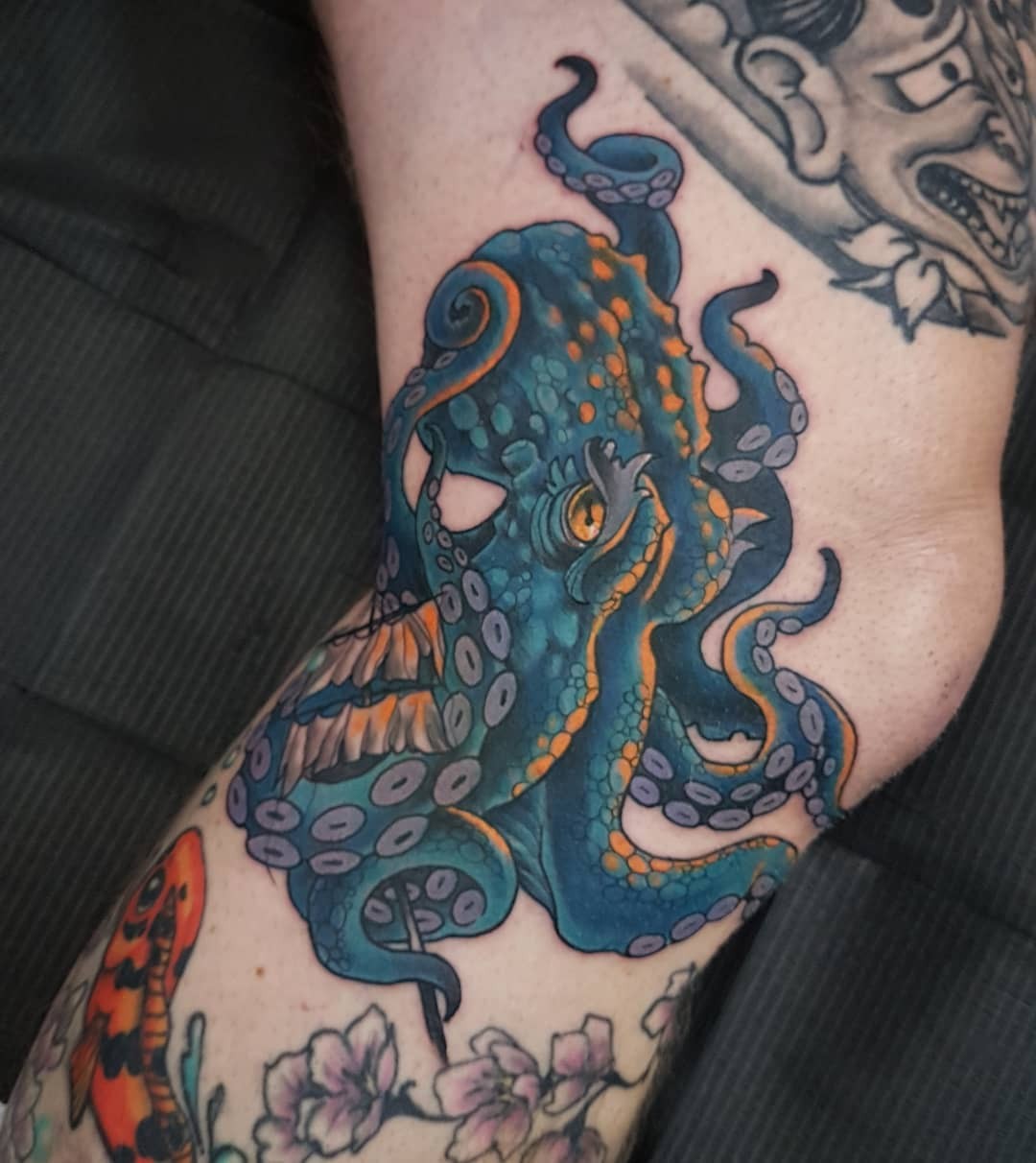 Blue Kraken Tattoo Over Leg