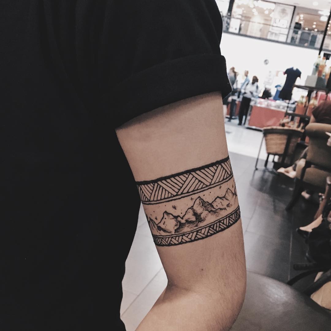 Tribal Armband Tattoo