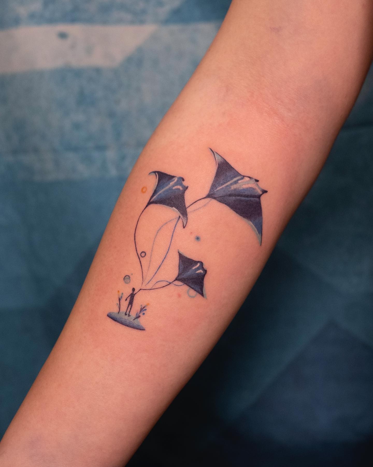 Bright And Colorful Small Stingray Tattoo Ideas