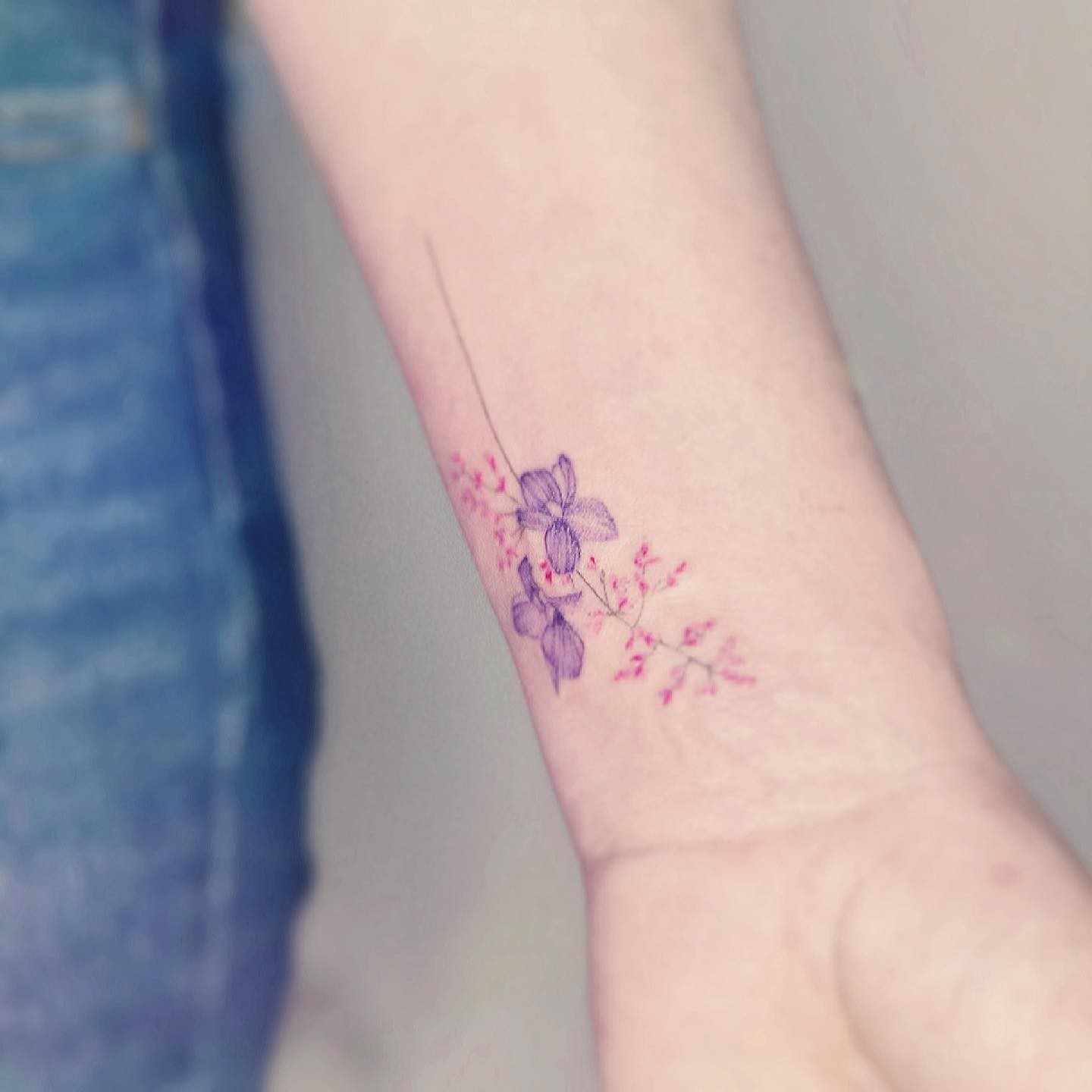 Small Flower Tattoos For Women On Wrist