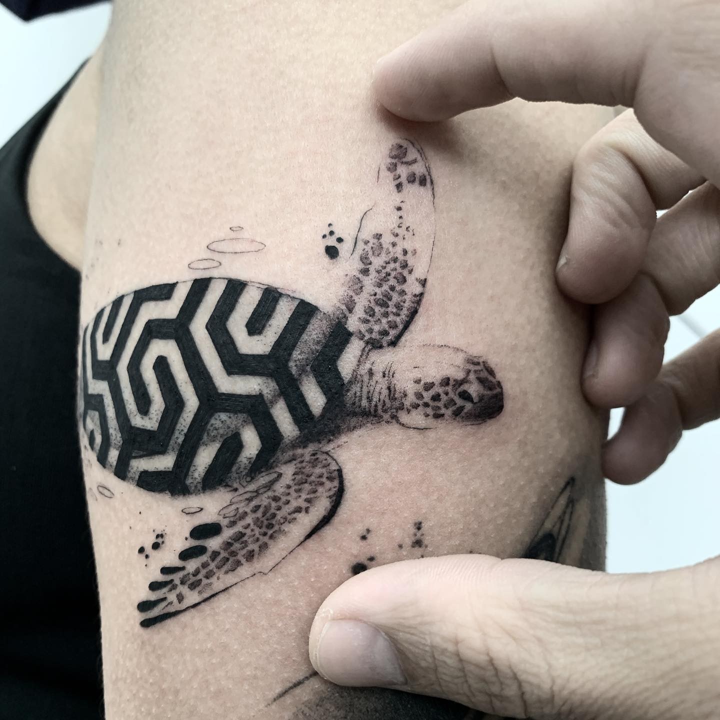 Minimal Hawaiian Tribal Turtle Tattoo