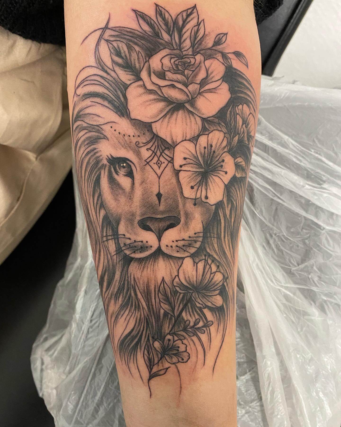 Lion Eyes Tattoo