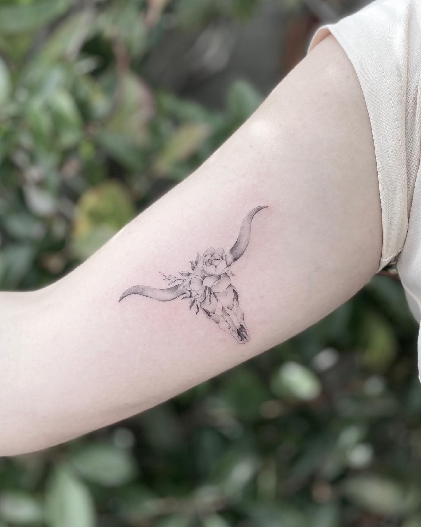 Feminine Longhorn Skull Tattoo